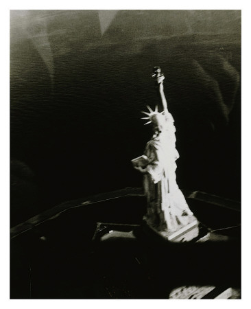 Statue Of Liberty, C.1985 by Andy Warhol Pricing Limited Edition Print image