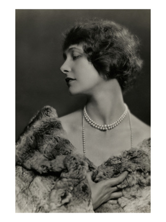 Vanity Fair - January, 1925 by Nickolas Muray Pricing Limited Edition Print image