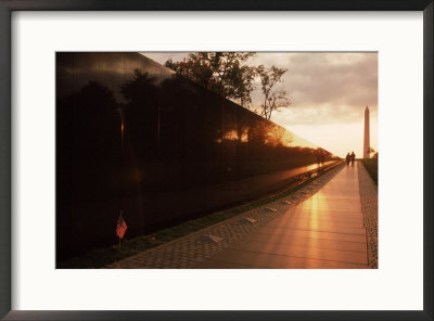 Vietnam War Memorial, Washington Dc by Everett Johnson Pricing Limited Edition Print image