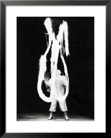 World's Ace Juggler Massimiliano Truzzi Juggling Plates by Gjon Mili Pricing Limited Edition Print image