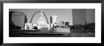 Fountain In Front Of A Government Building, St. Louis, Missouri, Usa by Panoramic Images Pricing Limited Edition Print image