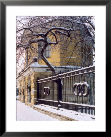Palace Gate, St. Petersburg, Russia by Susanne Friedrich Pricing Limited Edition Print image