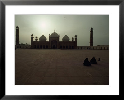 Badshahi Mosque, Lahore, Pakistan by James L. Stanfield Pricing Limited Edition Print image