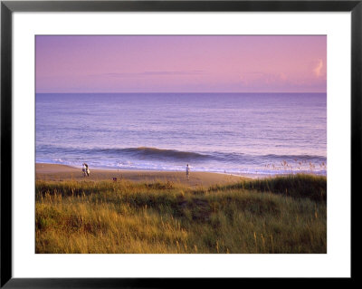 People Along Outer Banks, North Carolina by Manrico Mirabelli Pricing Limited Edition Print image