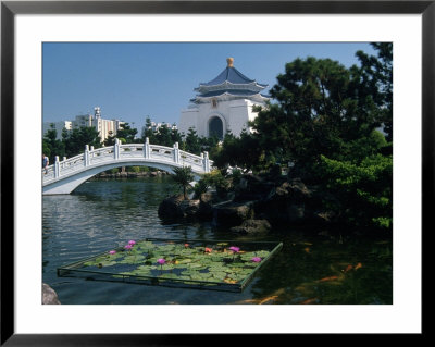 Chiang Kai Shek Memorial, Taiwan by Grayce Roessler Pricing Limited Edition Print image