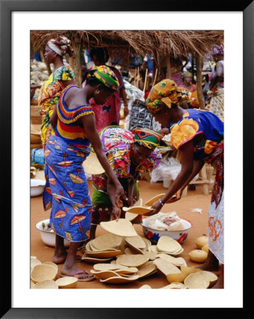 Women At Friday Market, Vogan, Togo by Pershouse Craig Pricing Limited Edition Print image