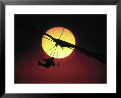 Hang Glider At Sunset by Arnie Rosner Pricing Limited Edition Print image