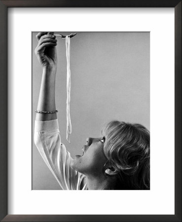 Hayley Mills Attempting To Eat Spaghetti by Ralph Crane Pricing Limited Edition Print image