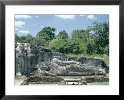 Reclining Buddha, Gal Vihara, Polonnaruwa (Polonnaruva), Unesco World Heritage Site, Sri Lanka by Mrs Holdsworth Pricing Limited Edition Print image