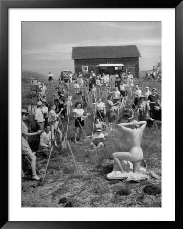 Nude Model Posing For A Large Group Of Art Students Of The Farnsworth Art School by Andreas Feininger Pricing Limited Edition Print image