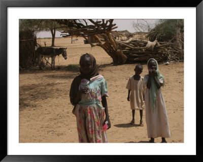 Berti Children In The Northern Town Of Madu, October 6, 2006 by Alfred De Montesquiou Pricing Limited Edition Print image