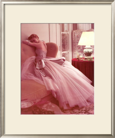 Jeannie Patchett, Paris, Vogue 1950 by Norman Parkinson Pricing Limited Edition Print image
