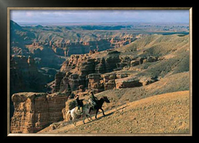 Canyon Du Tcharyn, Kazakhstan by Gilles Santantonio Pricing Limited Edition Print image