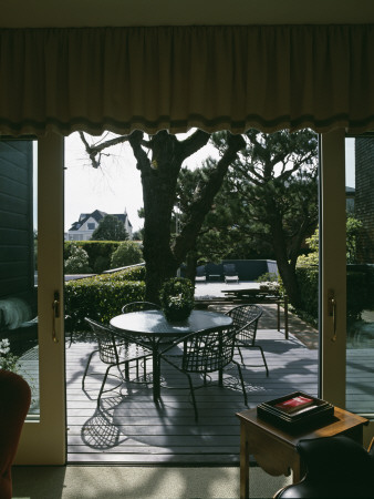 Heil Residence, San Francisco, California, 1941, From Ground Floor Living Area Towards Garden by Alan Weintraub Pricing Limited Edition Print image