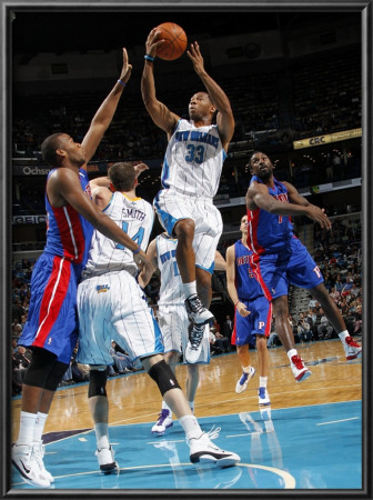 Detroit Pistons V New Orleans Hornets: Willie Green by Layne Murdoch Pricing Limited Edition Print image