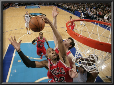 Chicago Bulls V Dallas Mavericks: Taj Gibson by Glenn James Pricing Limited Edition Print image