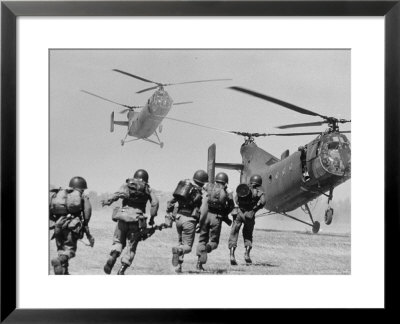 S. Vietnamese Arvn Paratroopers Running To Board 2 Ch 21 Shawnee Helicopters In Mekong Delta by Larry Burrows Pricing Limited Edition Print image