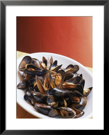 Plate Of Mussels, Glasgow, Scotland, United Kingdom by Yadid Levy Pricing Limited Edition Print image
