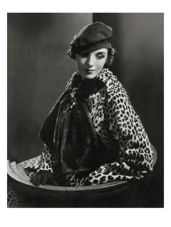 Vogue - August 1933 by Edward Steichen Pricing Limited Edition Print image