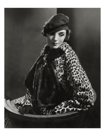 Vogue - August 1933 by Edward Steichen Pricing Limited Edition Print image
