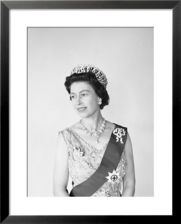 Elizabeth Ii, Born 21 April 1926 by Cecil Beaton Pricing Limited Edition Print image