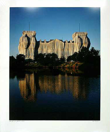 Foto Wrapped Reichstag/Berlin Ii by Christo Pricing Limited Edition Print image