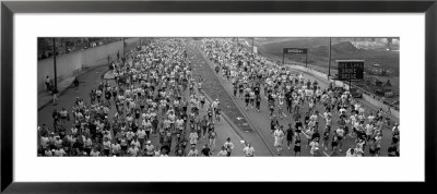 People Running, Chicago Marathon 1998, Chicago, Illinois, Usa by Panoramic Images Pricing Limited Edition Print image