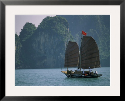 Junk Sailing, Ha Long Bay, Vietnam by Keren Su Pricing Limited Edition Print image