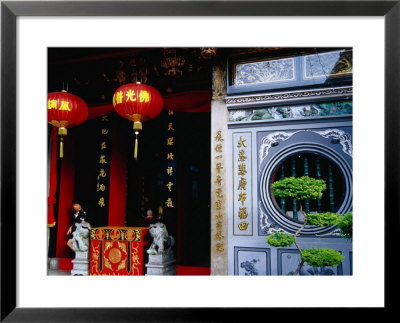 Leong San See Temple, Singapore by Glenn Beanland Pricing Limited Edition Print image