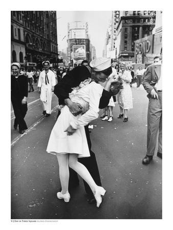 V-J Day In Times Square by Alfred Eisenstaedt Pricing Limited Edition Print image
