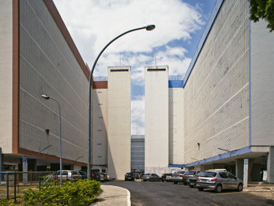Brasilia - Superquadra Apartments - School, Architect: Oscar Niemeyer by Alan Weintraub Pricing Limited Edition Print image