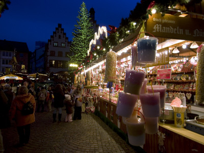 Weihnachtsmarkt (Christmas Market), Frankfurt by Natalie Tepper Pricing Limited Edition Print image