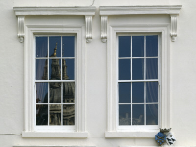 Sir Christopher Wren's House, City Of London, (Reflection Of St Paul's In The Window) by Richard Bryant Pricing Limited Edition Print image