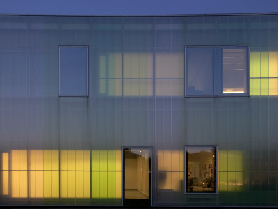 Laban Centre, Creekside, Deptford, London Se8 (2003) Exterior View, Architect: Herzog And De Meuron by Richard Bryant Pricing Limited Edition Print image