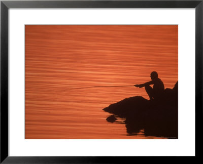 Fishing, Guanabara Bay, Brazil by Silvestre Machado Pricing Limited Edition Print image