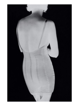 Vogue - April 1931 by George Hoyningen-Huene Pricing Limited Edition Print image