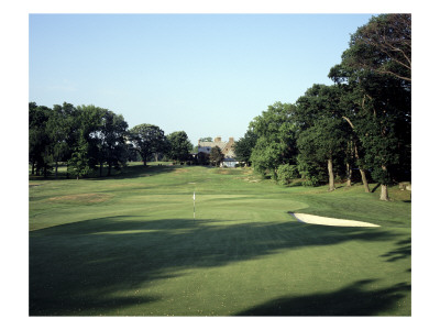Winged Foot Golf Course, Hole 10 by Stephen Szurlej Pricing Limited Edition Print image