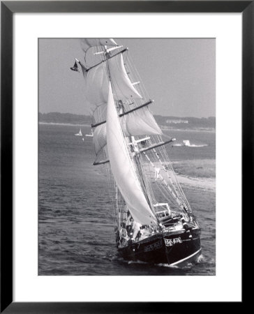 The Black Pearl Sailing Off Of Martha's Vineyard by Alfred Eisenstaedt Pricing Limited Edition Print image