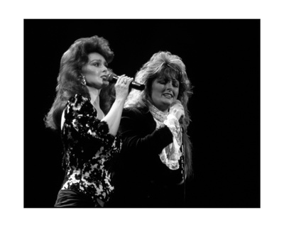 The Judds by John Schultz Pricing Limited Edition Print image