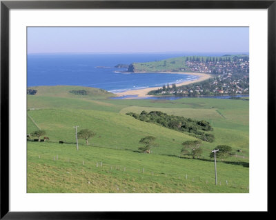 Looking South Towards Gerringong On The Coastline South Of Wollongong, New South Wales, Australia by Robert Francis Pricing Limited Edition Print image
