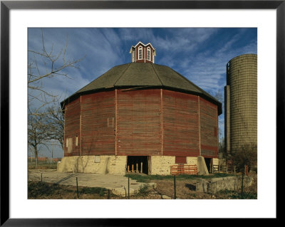 Teeple Barn, Built Circa 1885 By Dairy Farmer Lester Teeple, Is The Only 16-Sided Barn In Illinois by Ira Block Pricing Limited Edition Print image