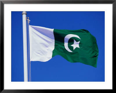 National Flag, Pakistan by Chris Mellor Pricing Limited Edition Print image