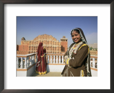 Women In Saris In Front Of The Facade Of The Palace Of The Winds (Hawa Mahal), Jaipur, India by Gavin Hellier Pricing Limited Edition Print image
