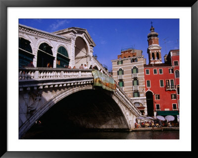 Ponte Rialto (Rialto Bridge) Over River Venice, Italy by Glenn Beanland Pricing Limited Edition Print image