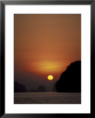 Sunrise Over Ha Long Bay With Karst Hills, Vietnam by Keren Su Pricing Limited Edition Print image