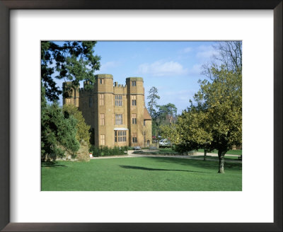 Leicester's Gatehouse, Kenilworth Castle, Managed By English Heritage, Warwickshire, England by David Hunter Pricing Limited Edition Print image