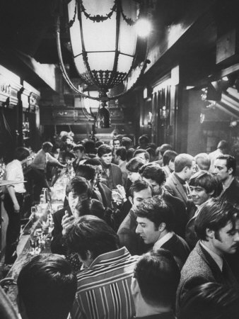 Dustin Hoffman At New York City Bar During Filming Of Movie John And Mary by John Dominis Pricing Limited Edition Print image