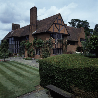 Deanery Garden, Sonning, Berkshire, England, House By Sir Edwin Lutyens; Garden By Gertrude Jekyll by Lucinda Lambton Pricing Limited Edition Print image