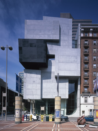 Cincinnati Contemporary Arts Center (Cac), Ohio, Usa, Exterior, Architect: Zaha Hadid by John Edward Linden Pricing Limited Edition Print image