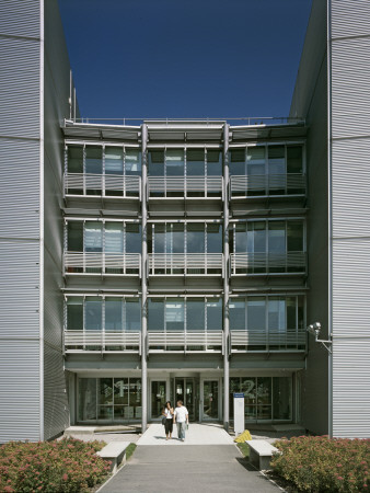 Dss, Newcastle Upon Tyne, Main Entrance Blocks 1 And 2, Architect: Hopkins And Partners by Keith Hunter Pricing Limited Edition Print image